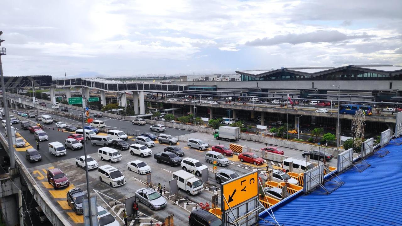 Palm Tree Condos Near Mnl Airport Terminal 3 By Elr Manila Exterior photo