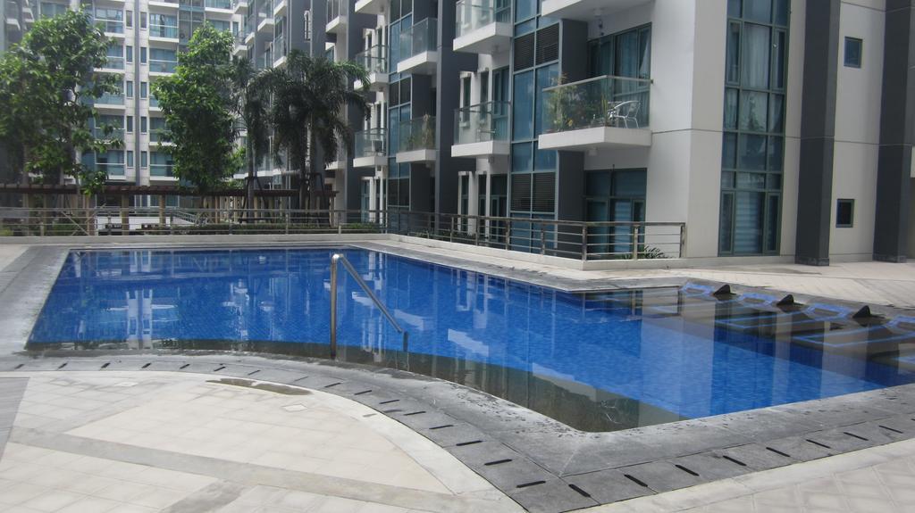 Palm Tree Condos Near Mnl Airport Terminal 3 By Elr Manila Exterior photo