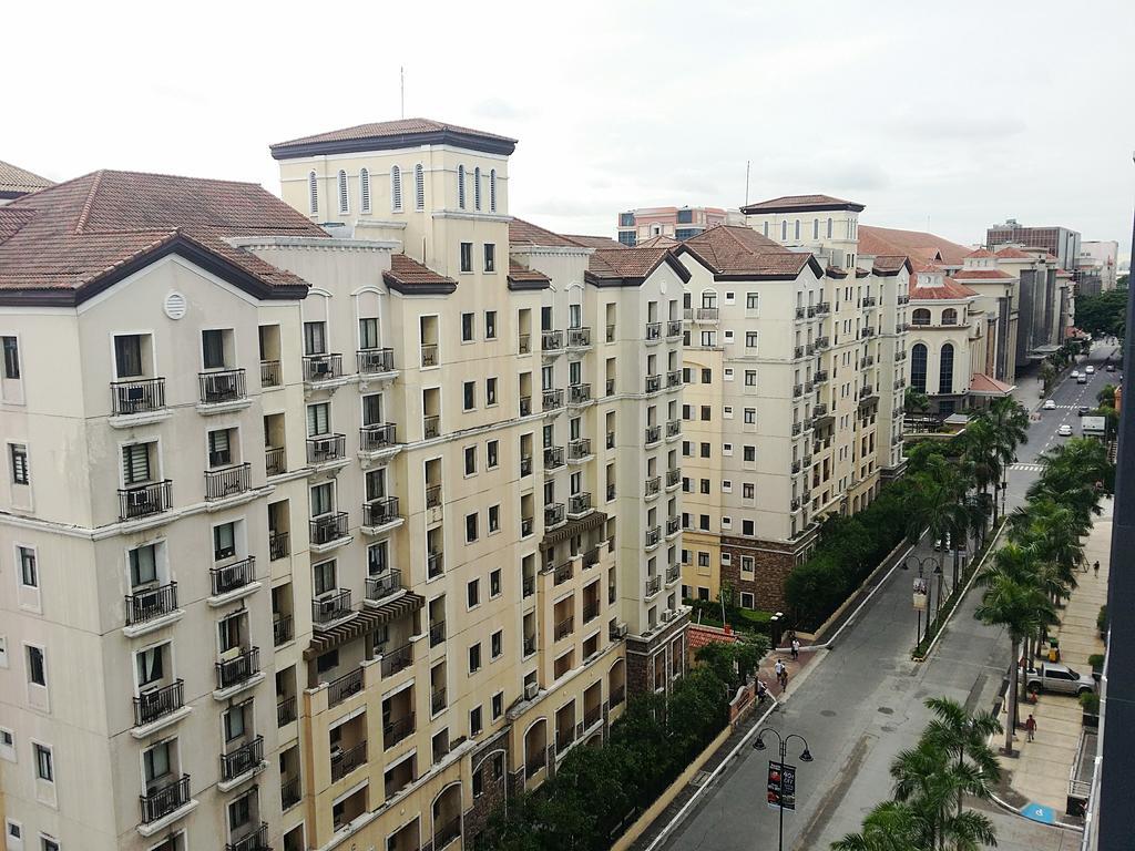 Palm Tree Condos Near Mnl Airport Terminal 3 By Elr Manila Exterior photo